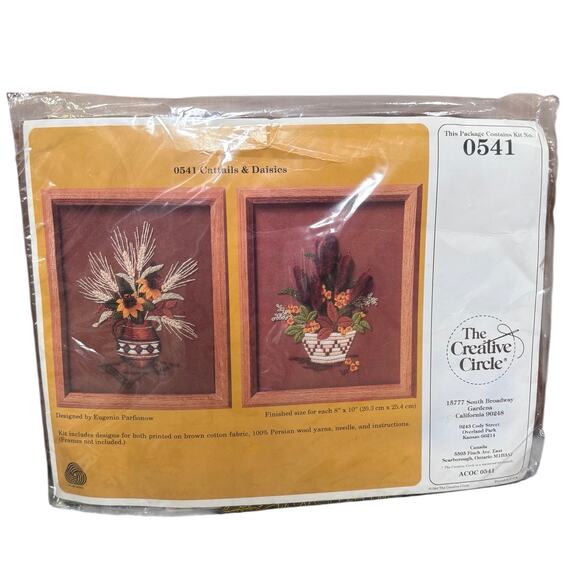 NEW Creative Circle Vintage Stitchery Kit 1984 Cattails & Daisies Two 8x10 Pics - Picture 1 of 6